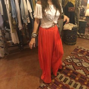 Wide leg trousers